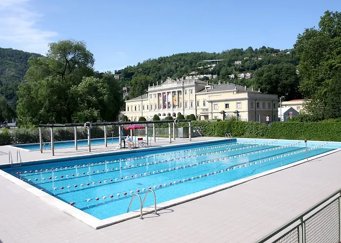 Delightful A Few Steps From Port Côme